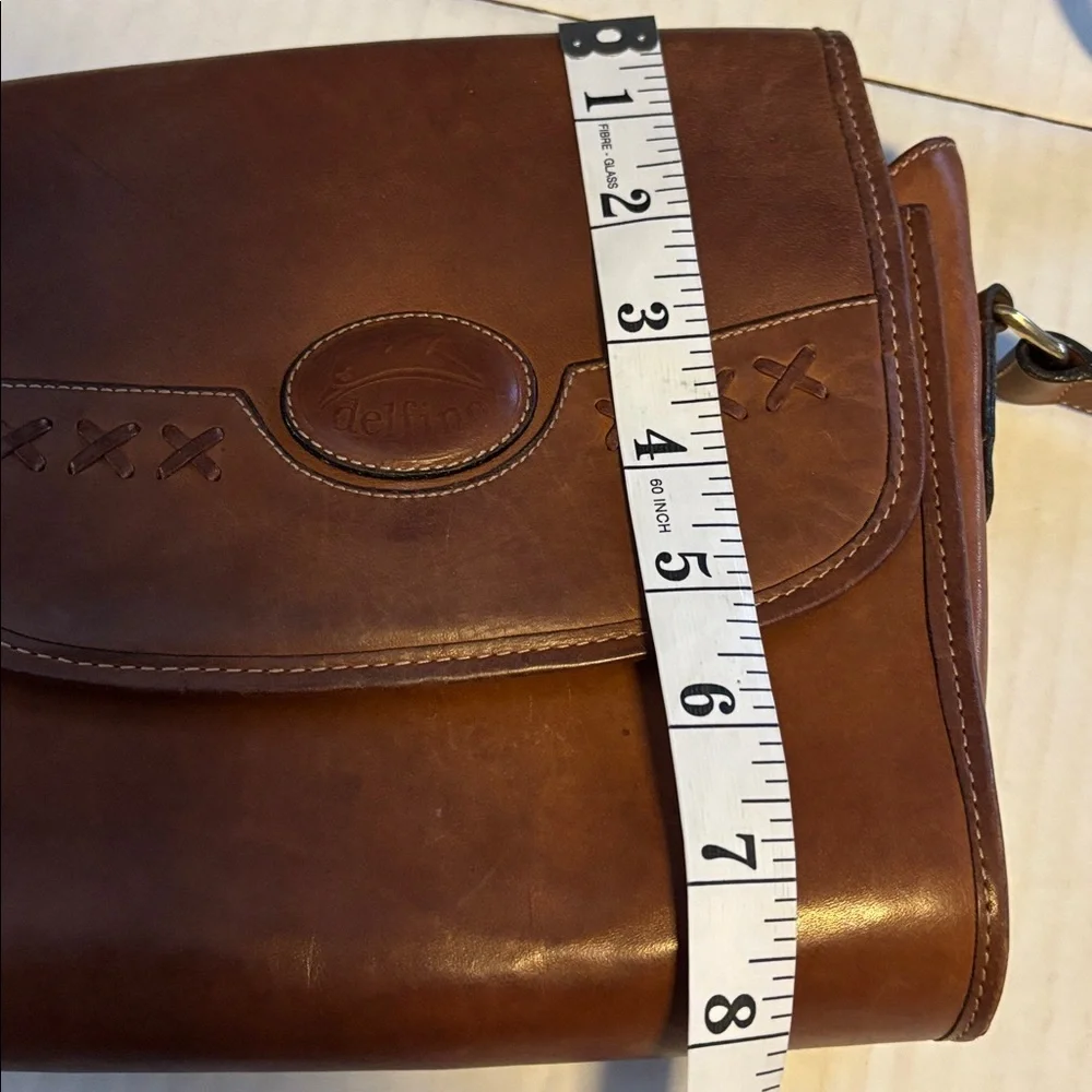 DELFINO BRAND BROWN LEATHER CROSSBODY ADJUSTABLE STRAP THICK SEASONED LEATHER